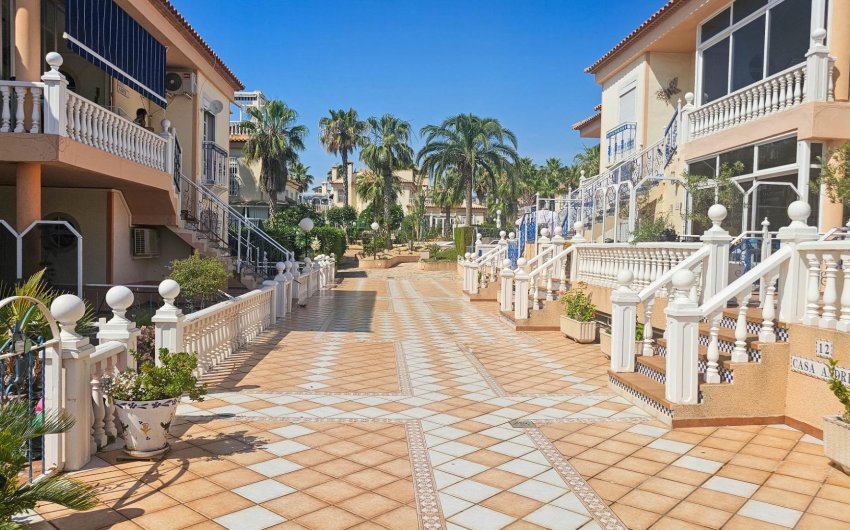 Reventa - Bungalow -
Orihuela Costa - Los Altos