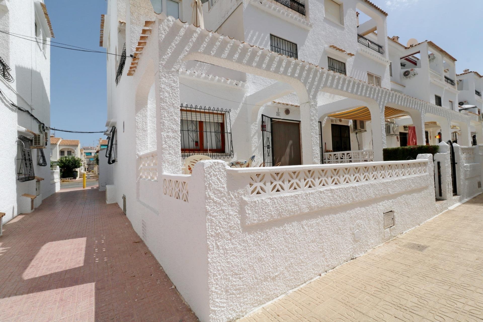 Reventa - Bungalow -
Torrevieja - El Acequión - Los Náufragos