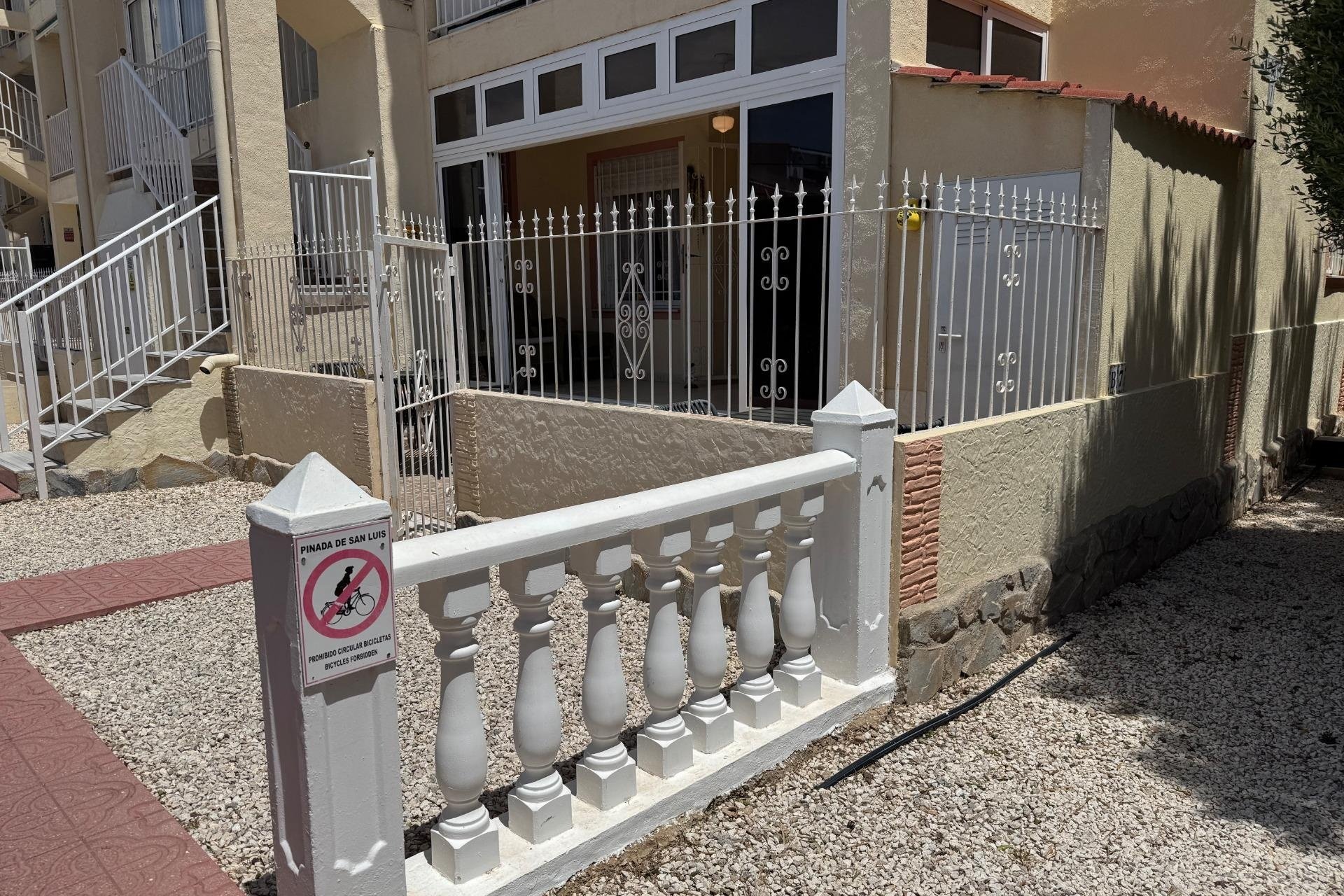Reventa - Bungalow -
Torrevieja - La Siesta - El Salado - Torreta