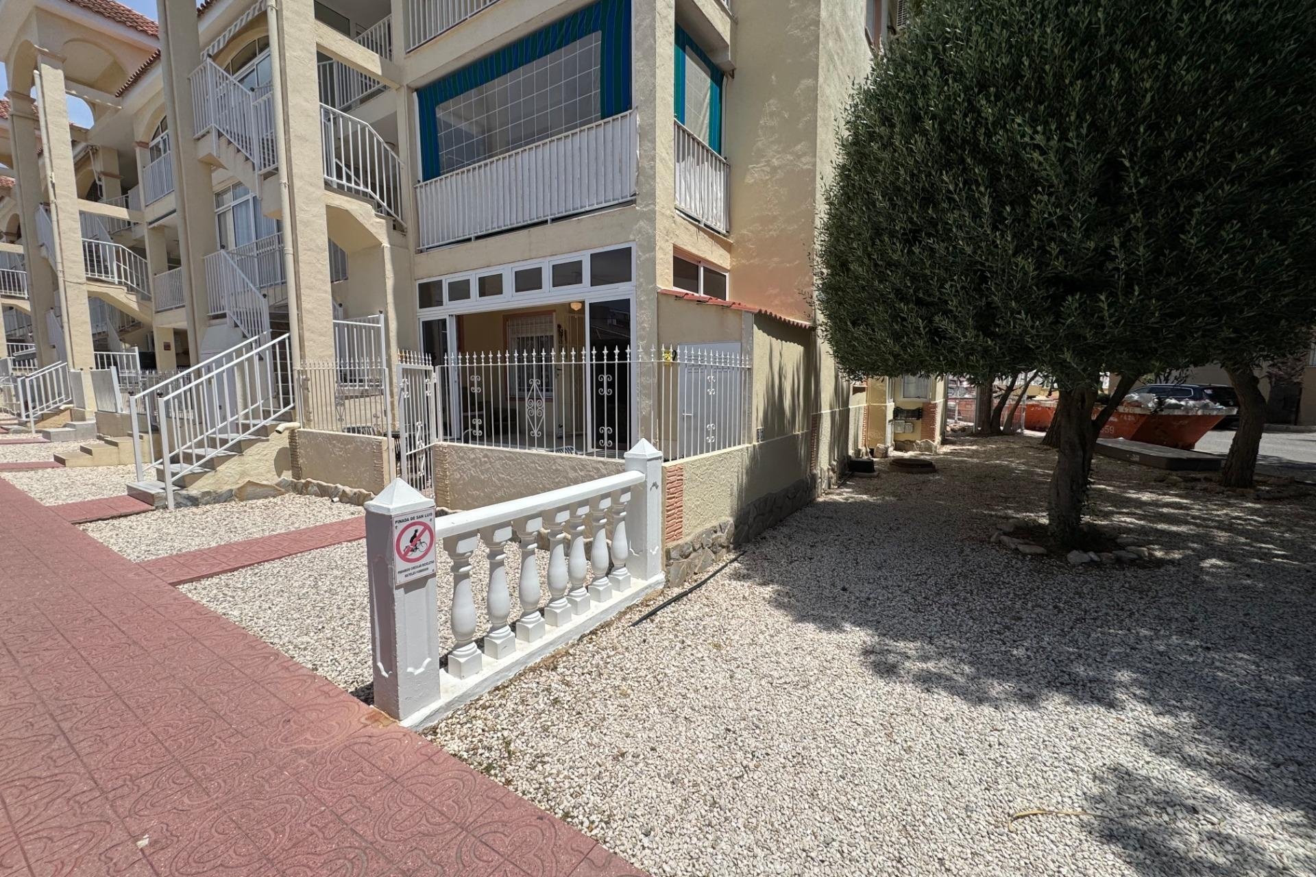 Reventa - Bungalow -
Torrevieja - La Siesta - El Salado - Torreta