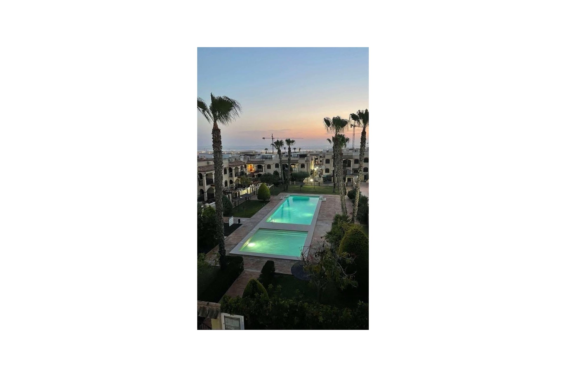 Reventa - Bungalow -
Torrevieja - Parque Acuático - Sector 25