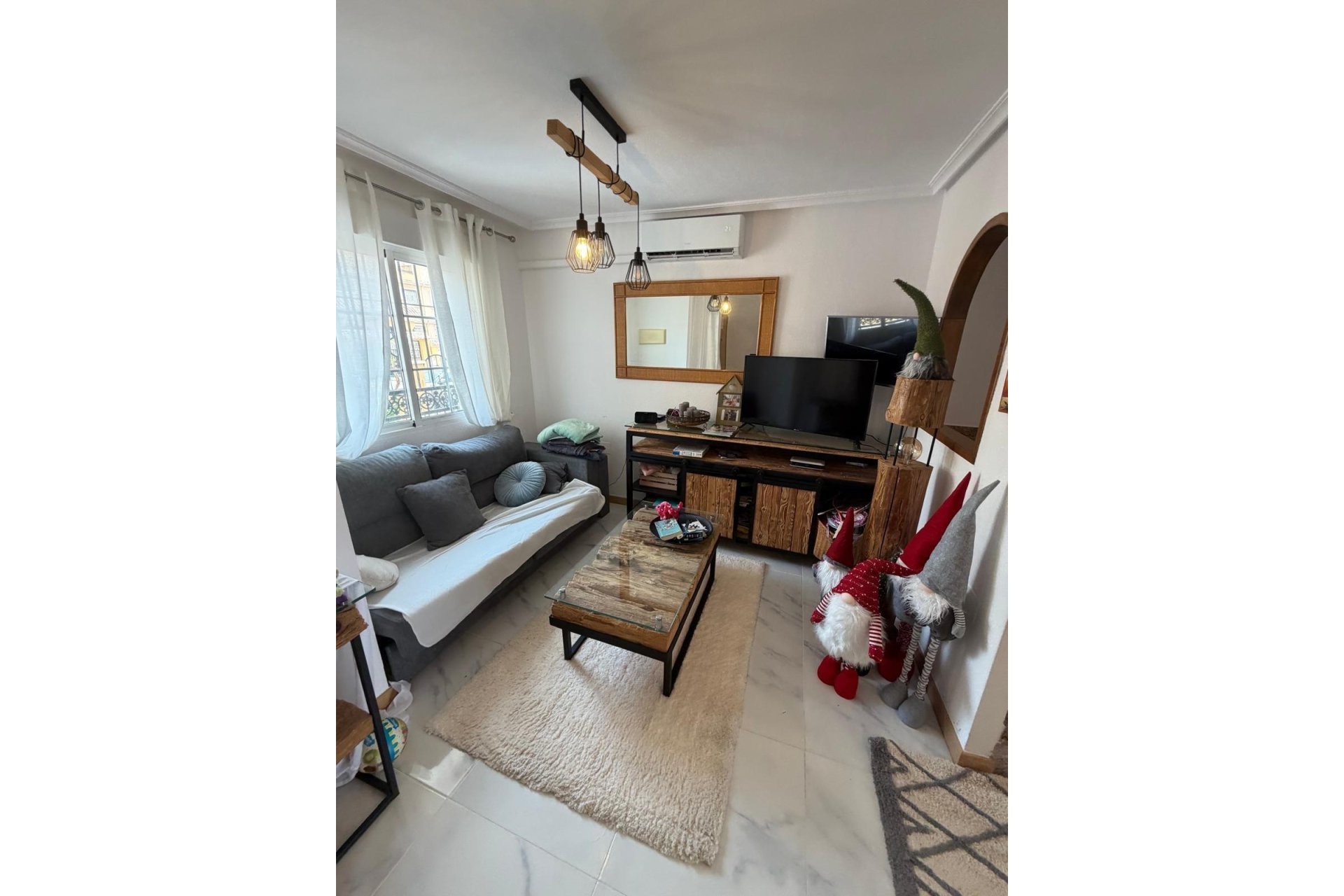 Reventa - Bungalow -
Torrevieja - Zona Los Frutales