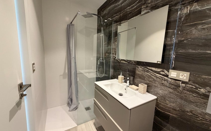 Reventa - Casa -
Finestrat - Balcón de Finestrat-Terra Marina