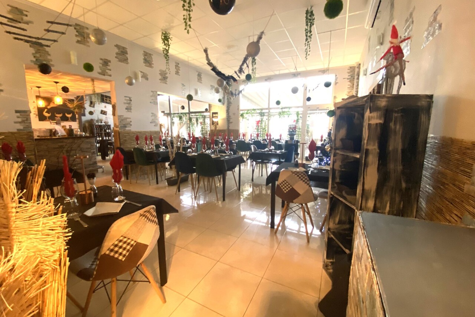 Reventa - Comercial -
Algorfa - Inland