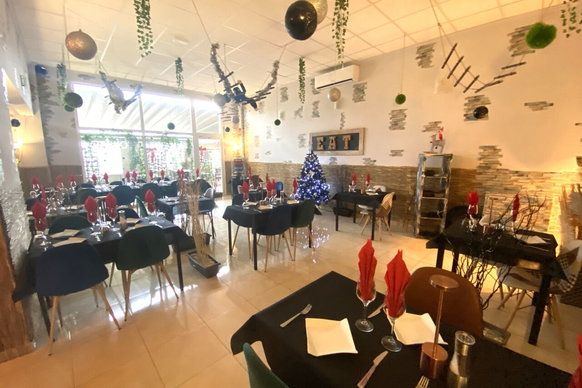 Reventa - Comercial -
Algorfa - Inland