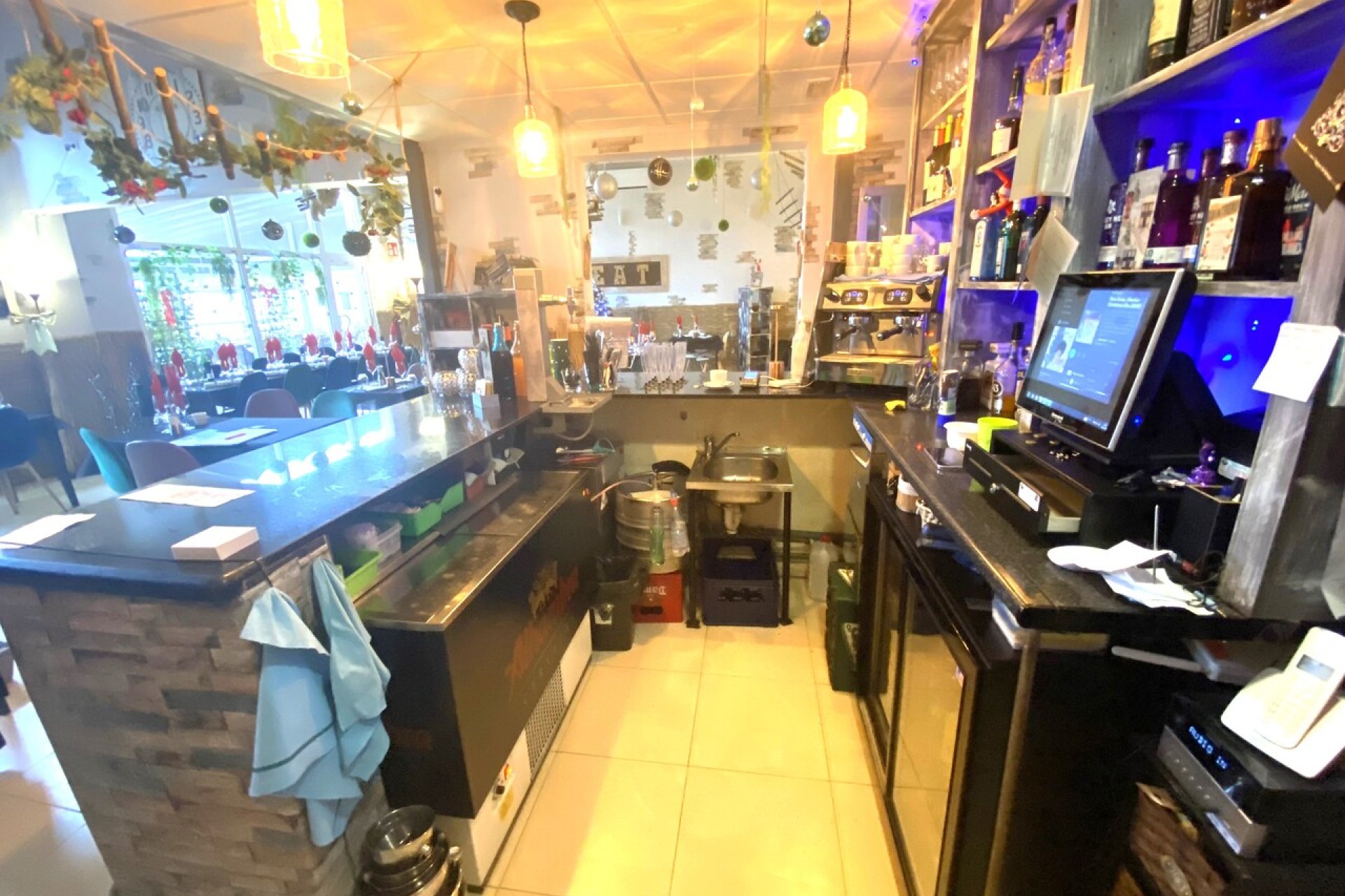 Reventa - Comercial -
Algorfa - Inland