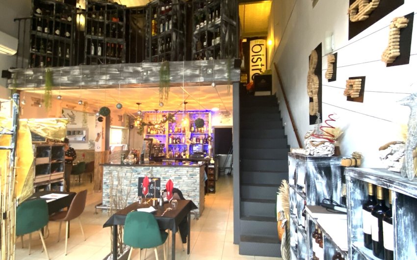 Reventa - Comercial -
Algorfa - Inland