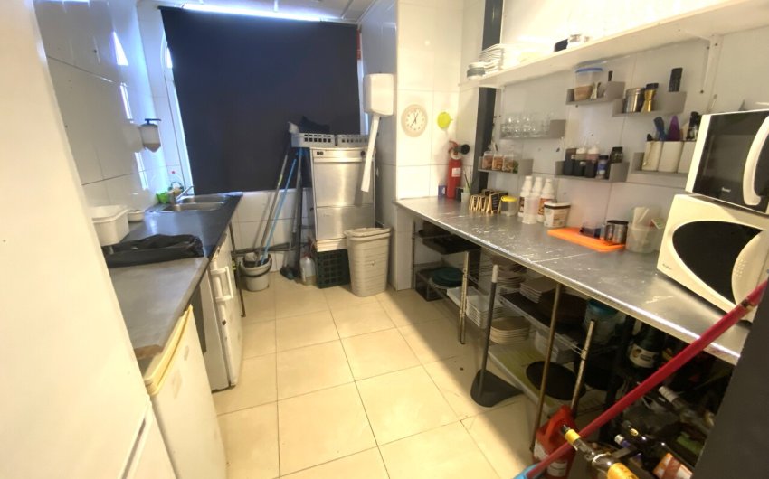 Reventa - Comercial -
Algorfa - Inland