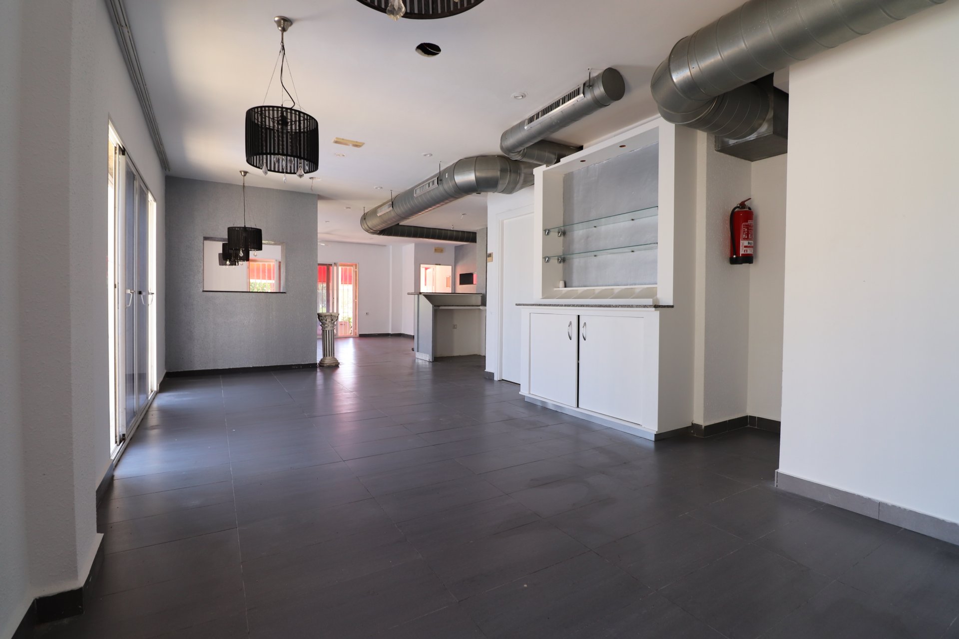 Reventa - Comercial -
Ciudad Quesada - La Marquesa