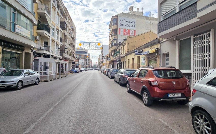 Reventa - Comercial -
Guardamar del Segura - Center