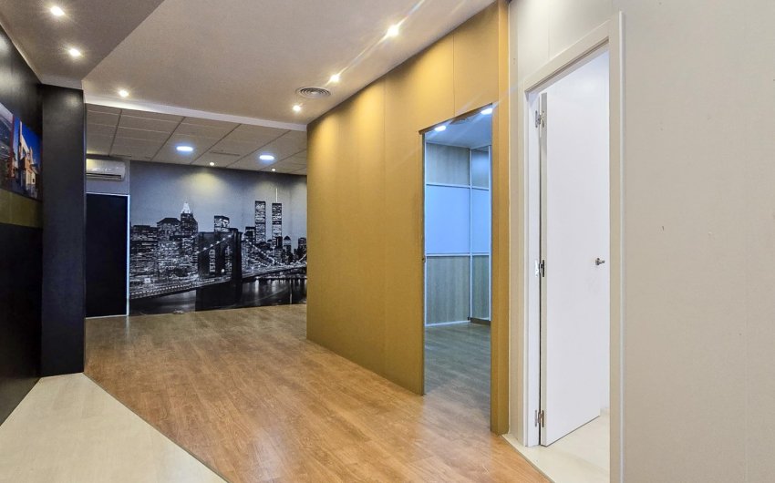 Reventa - Comercial -
Guardamar del Segura - Center