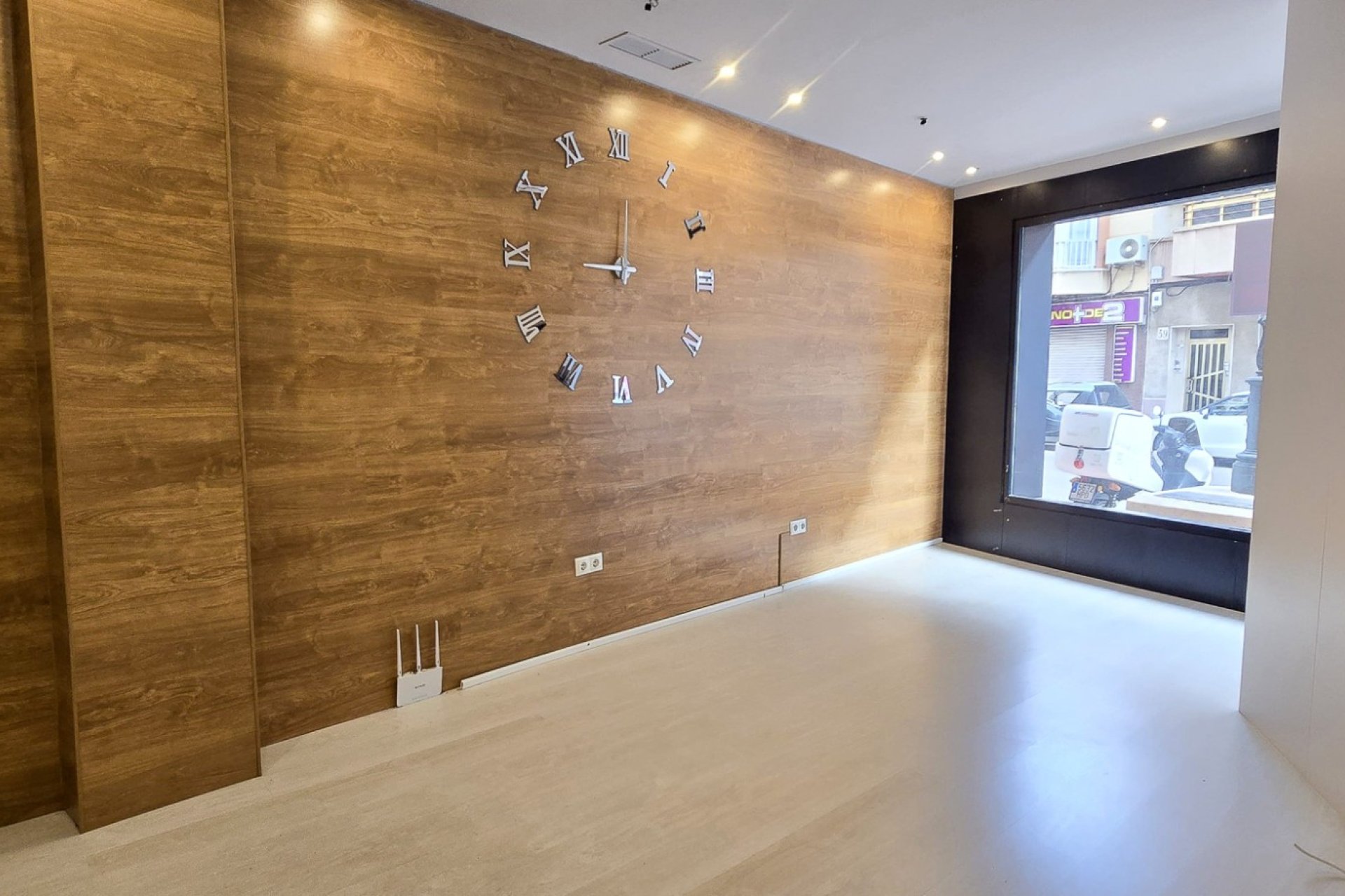 Reventa - Comercial -
Guardamar del Segura - Center