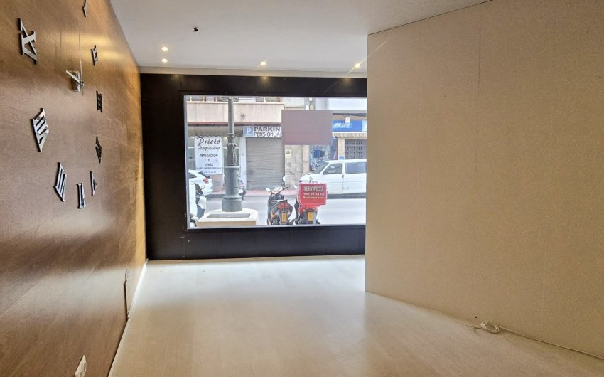 Reventa - Comercial -
Guardamar del Segura - Center