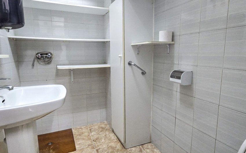 Reventa - Comercial -
Guardamar del Segura - Center