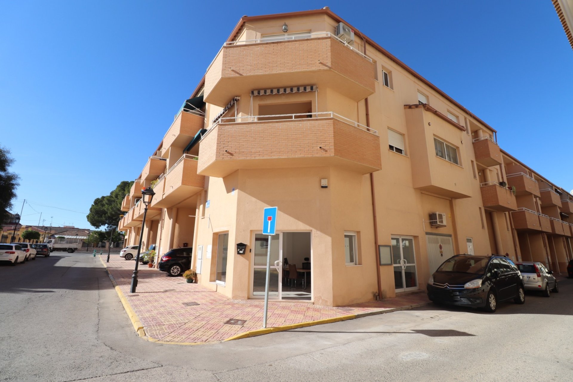 Reventa - Comercial -
Jacarilla - Jacarilla - Town