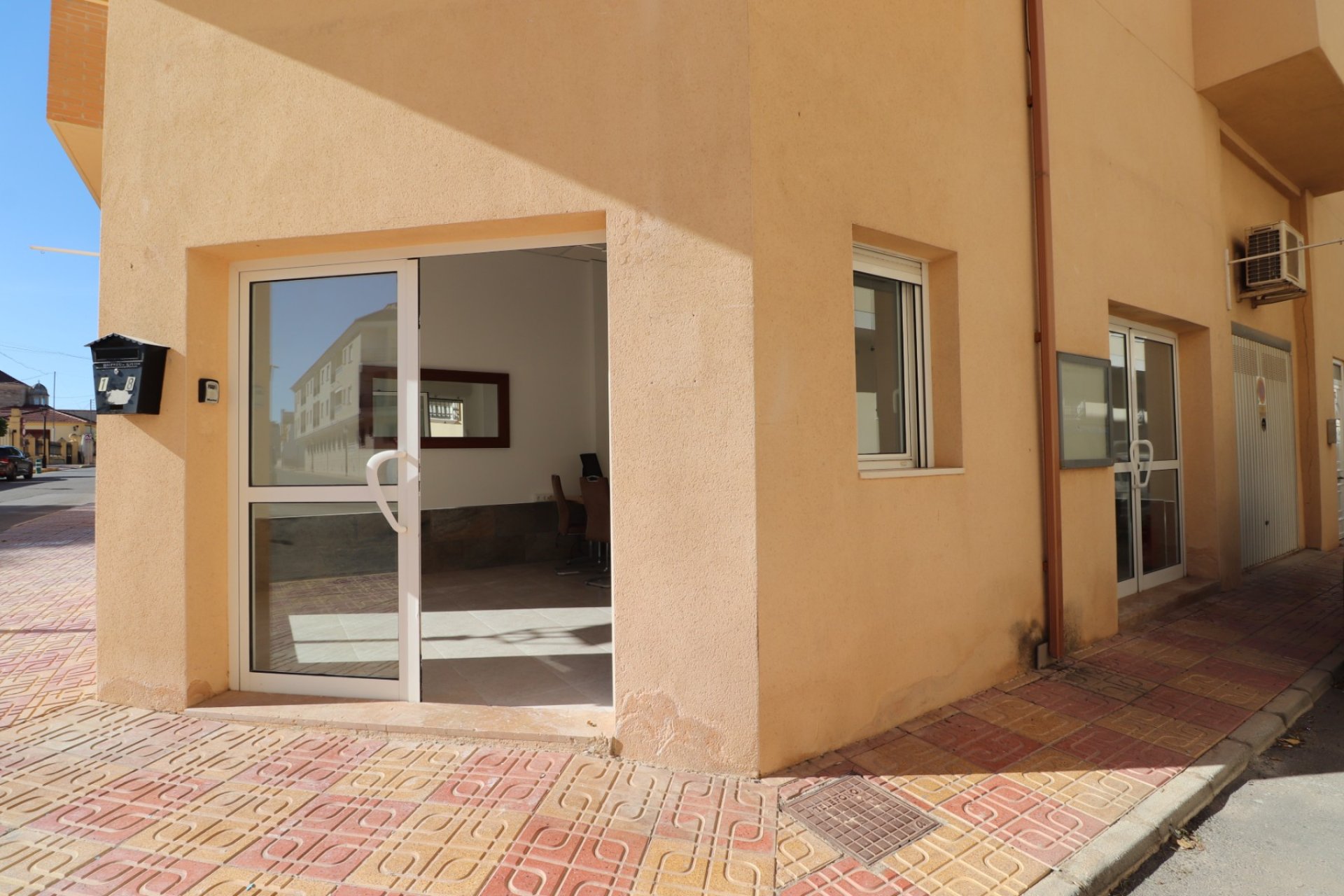 Reventa - Comercial -
Jacarilla - Jacarilla - Town