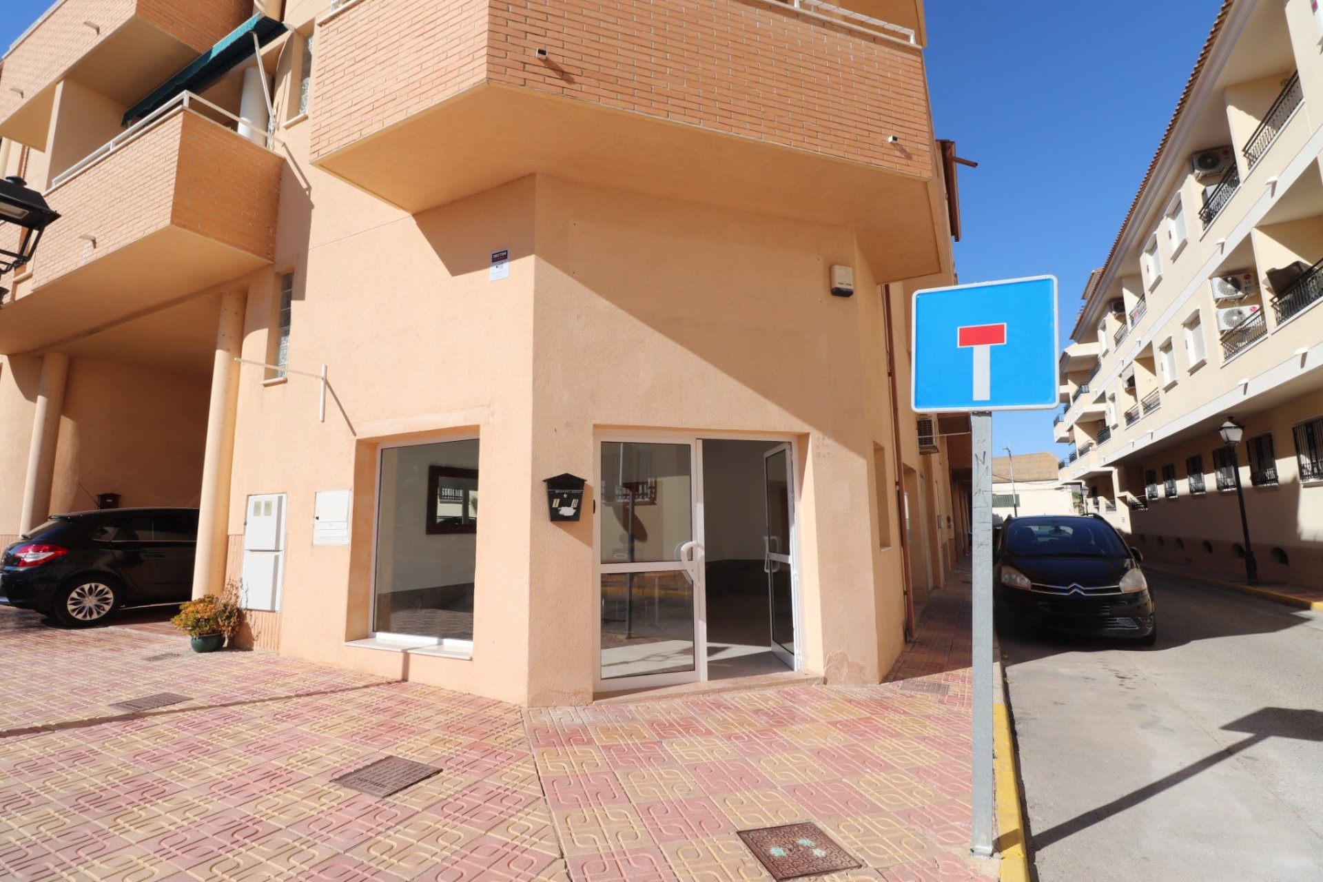 Reventa - Comercial -
Jacarilla