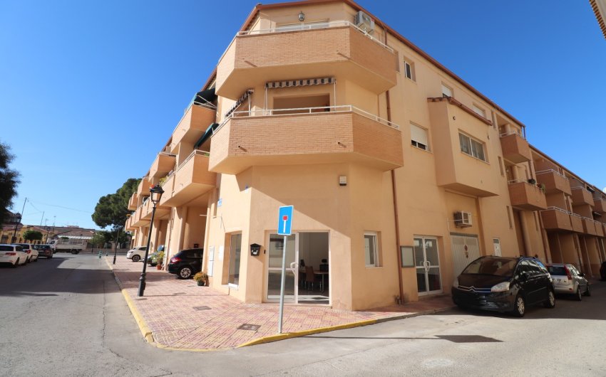 Reventa - Comercial -
Jacarilla