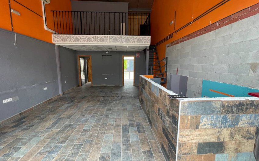 Reventa - Comercial -
La Finca Golf - La finca Golf