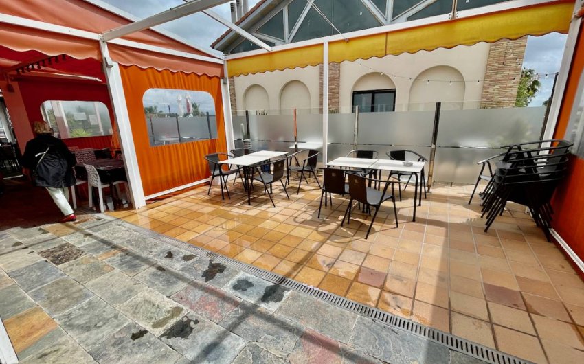 Reventa - Comercial -
La Finca Golf - La finca Golf