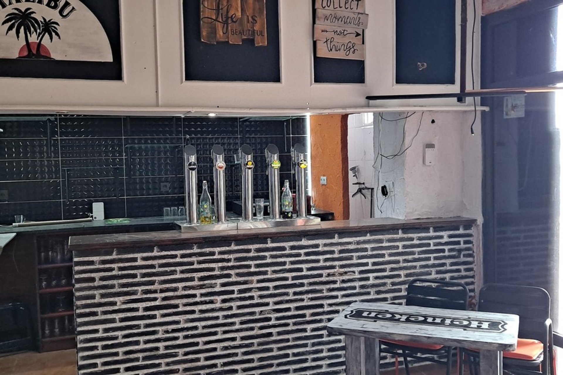 Reventa - Comercial -
Los Dolses - Inland