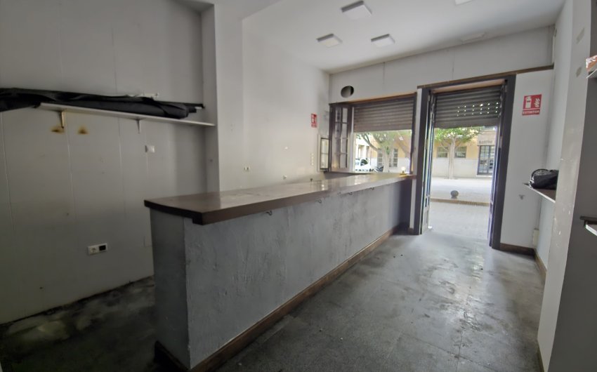 Reventa - Comercial -
Orihuela