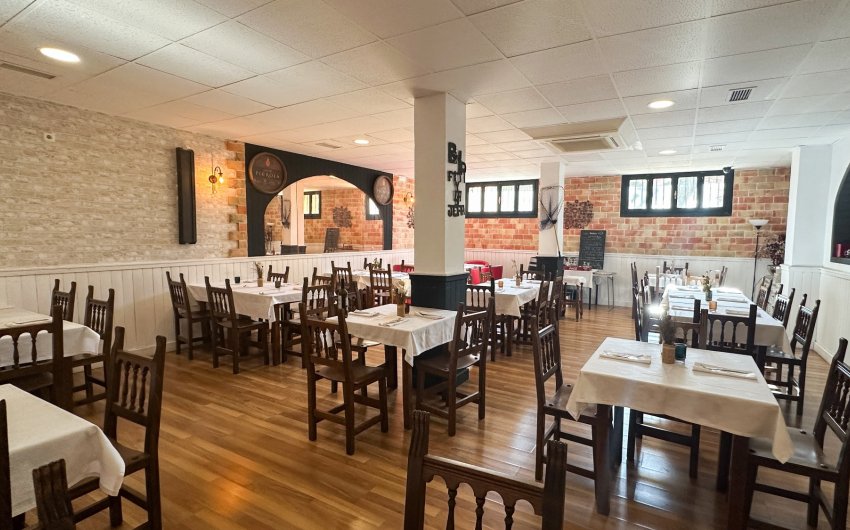 Reventa - Comercial -
Torrevieja - Nueva Torrevieja