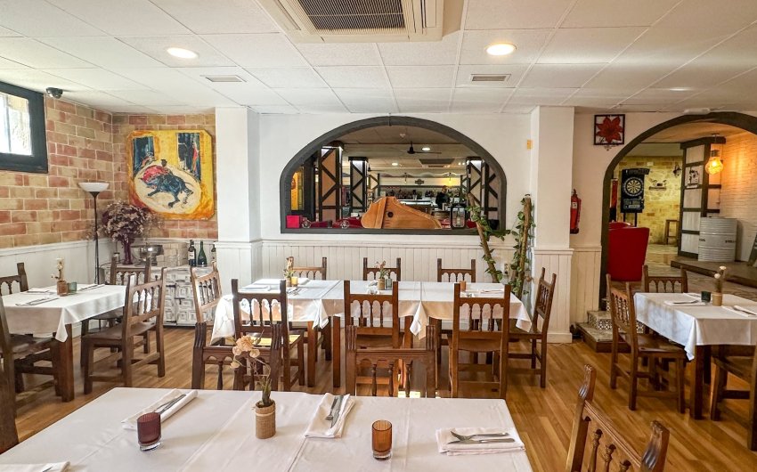 Reventa - Comercial -
Torrevieja - Nueva Torrevieja