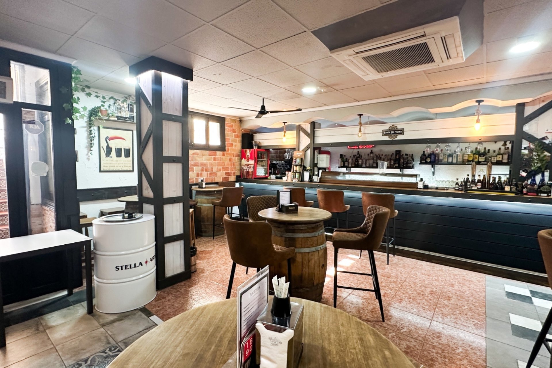 Reventa - Comercial -
Torrevieja - Nueva Torrevieja