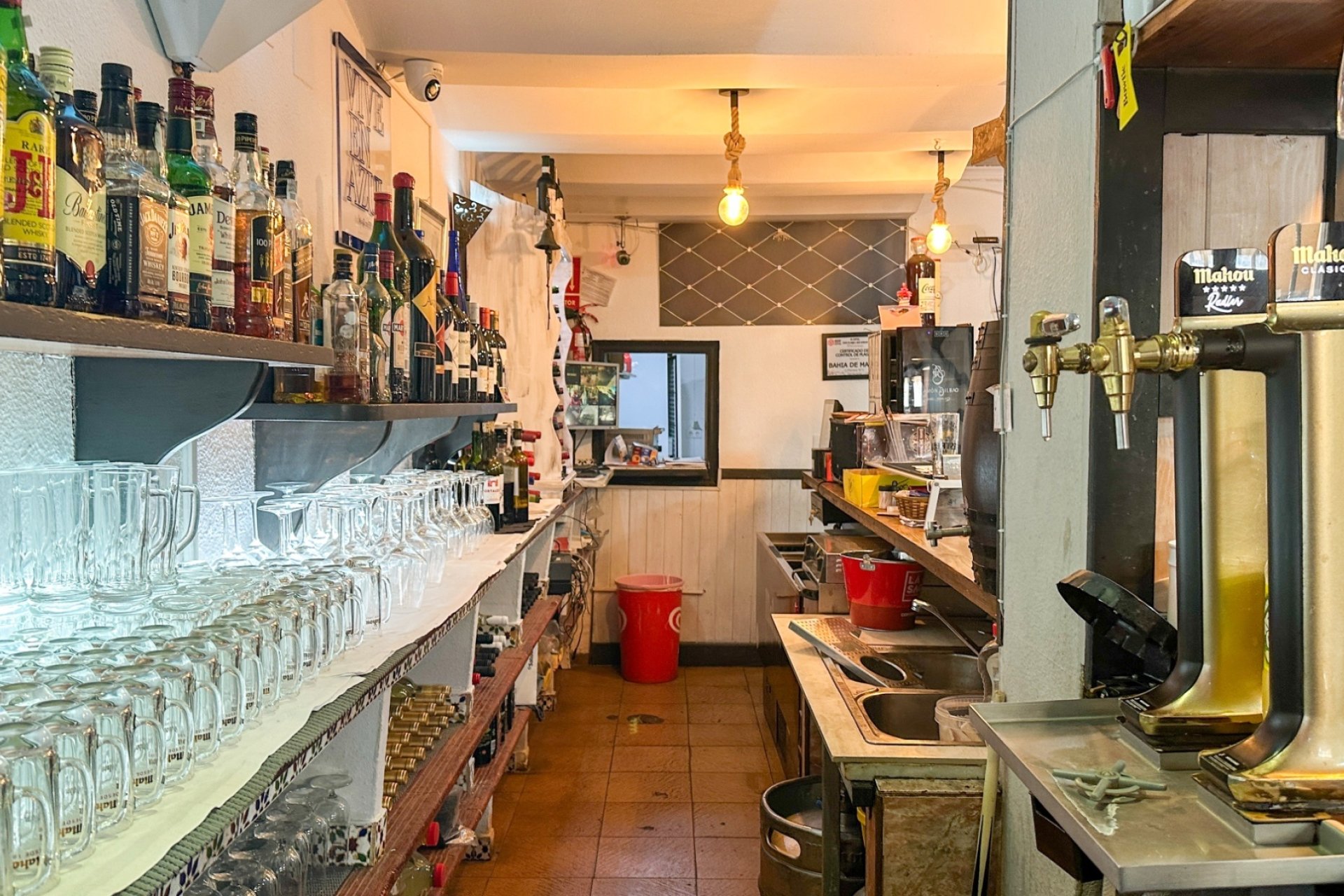 Reventa - Comercial -
Torrevieja - Nueva Torrevieja