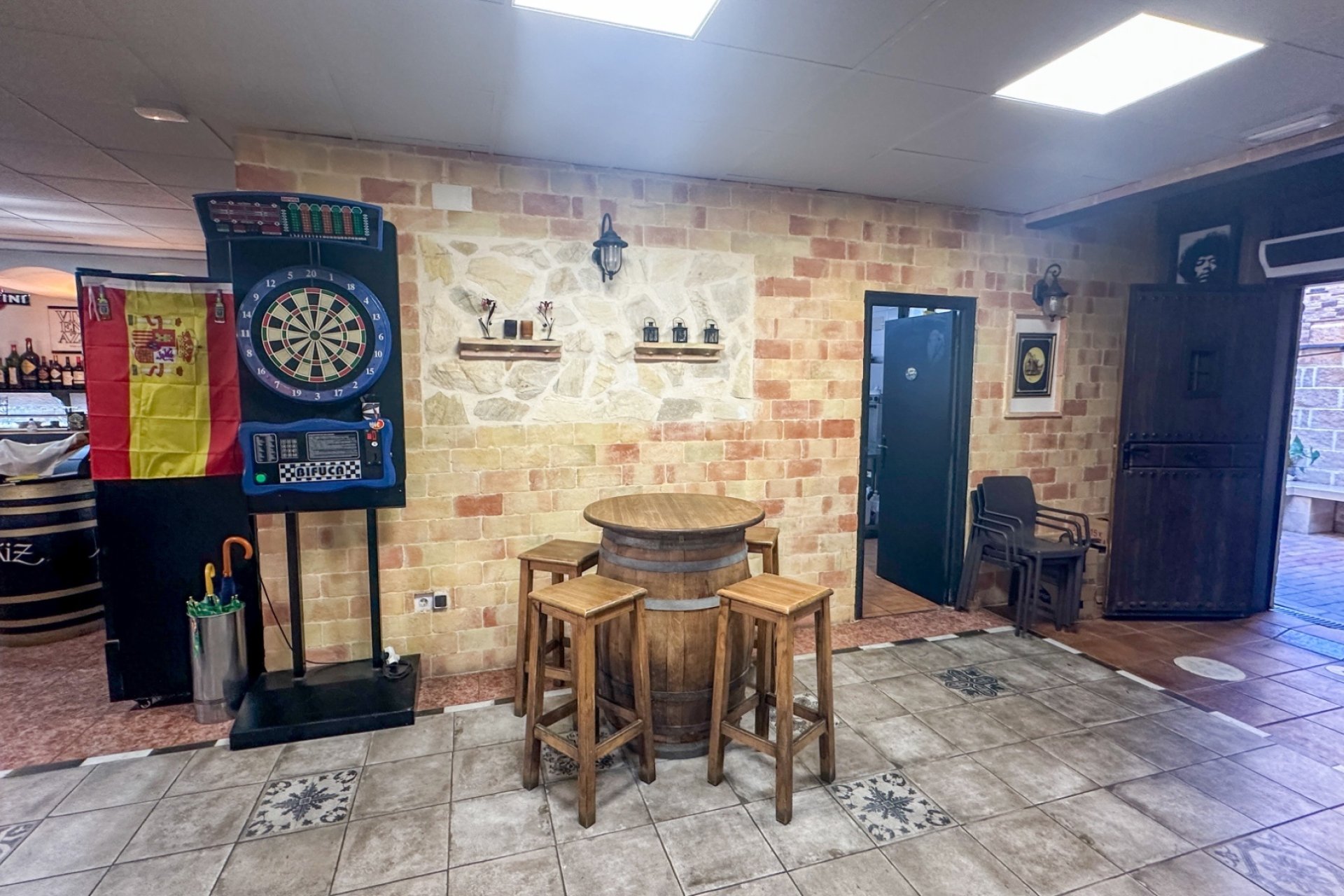 Reventa - Comercial -
Torrevieja - Nueva Torrevieja