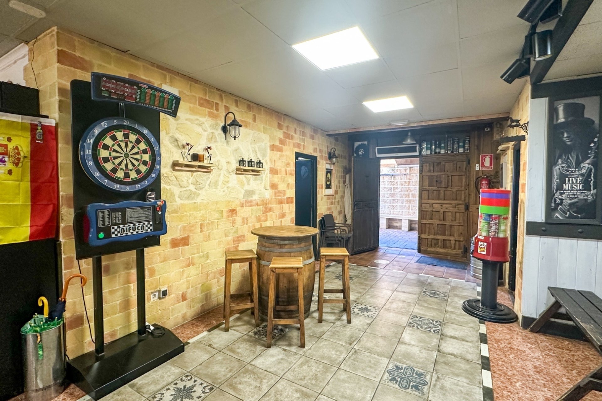 Reventa - Comercial -
Torrevieja - Nueva Torrevieja