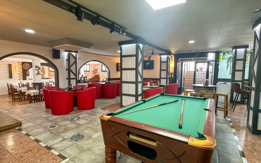 Reventa - Comercial -
Torrevieja - Nueva Torrevieja