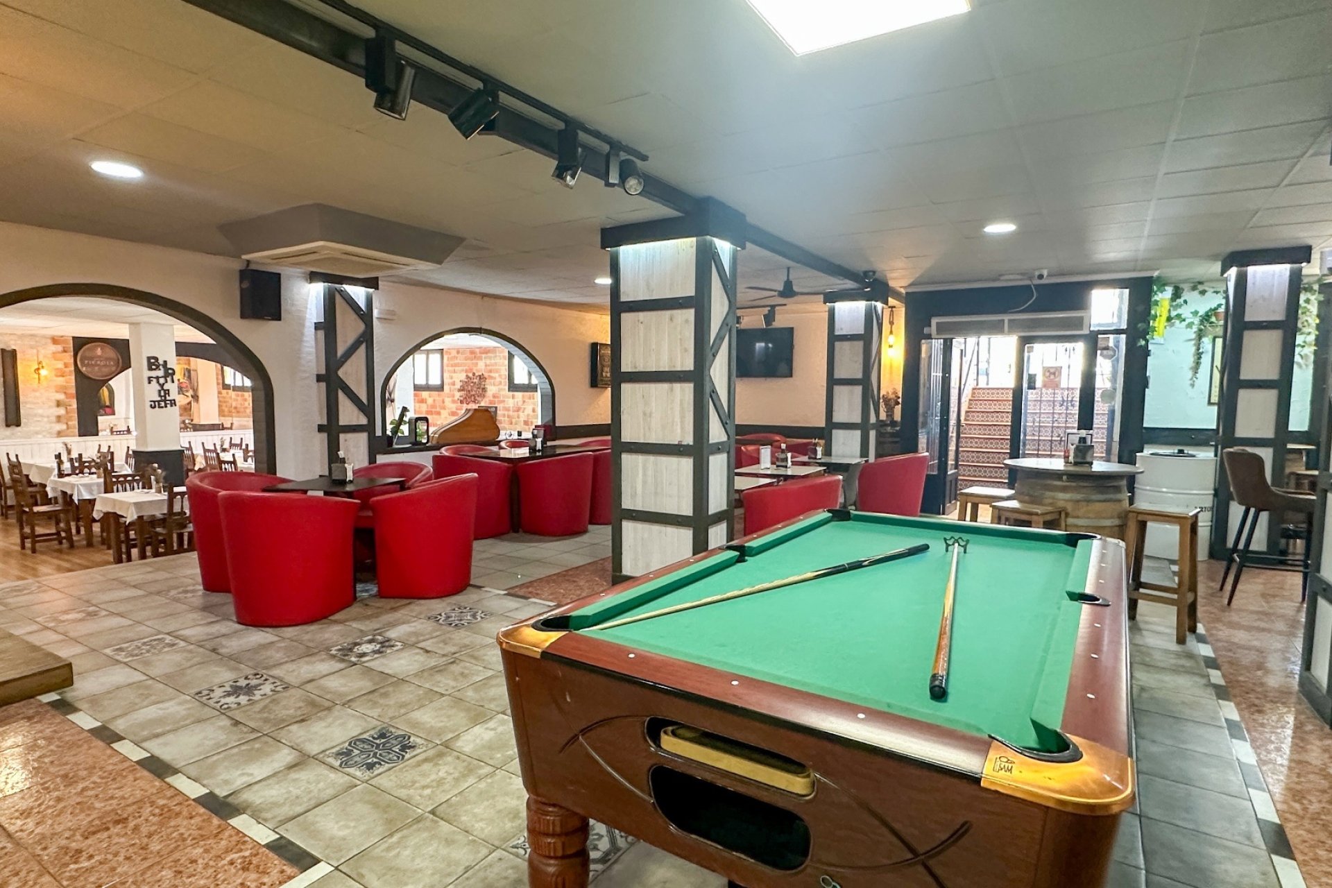 Reventa - Comercial -
Torrevieja - Nueva Torrevieja