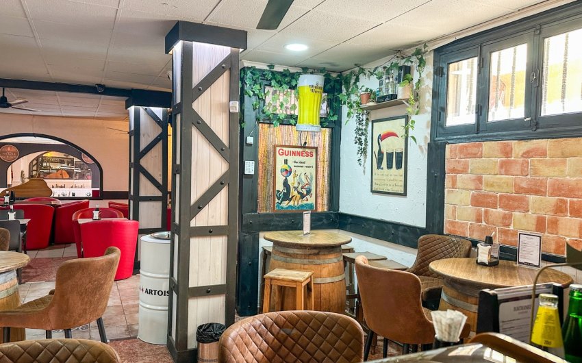 Reventa - Comercial -
Torrevieja - Nueva Torrevieja