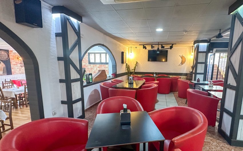 Reventa - Comercial -
Torrevieja - Nueva Torrevieja