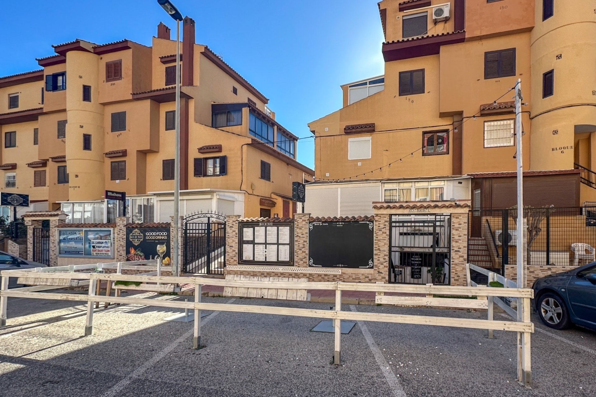 Reventa - Comercial -
Torrevieja - Nueva Torrevieja