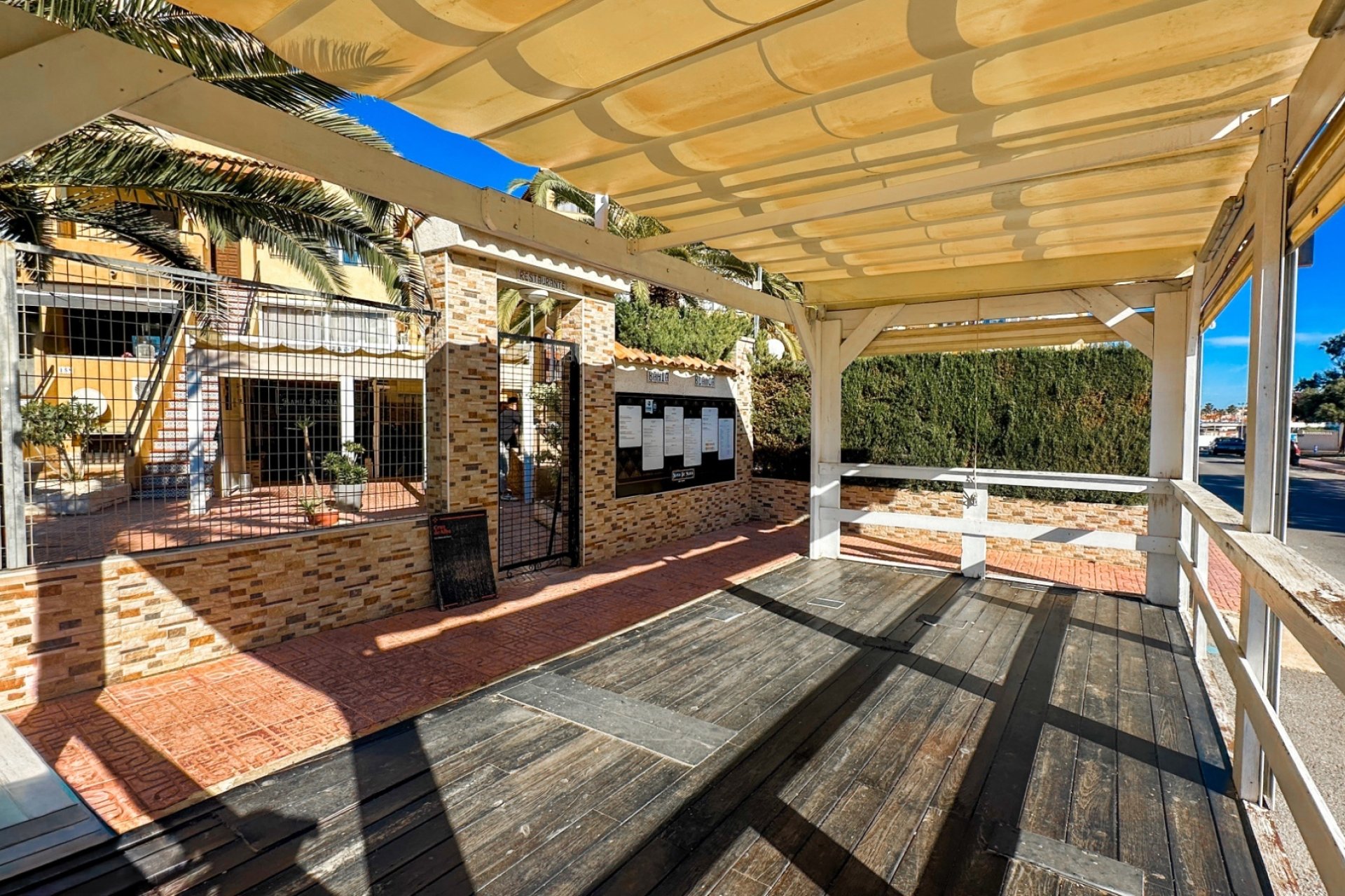 Reventa - Comercial -
Torrevieja - Nueva Torrevieja