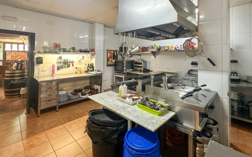 Reventa - Comercial -
Torrevieja - Nueva Torrevieja