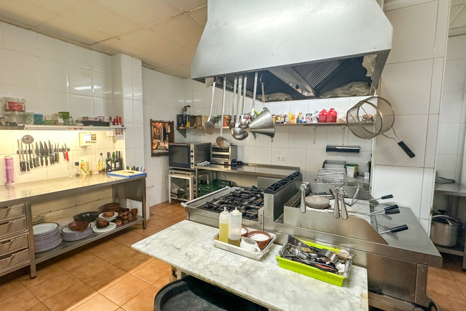 Reventa - Comercial -
Torrevieja - Nueva Torrevieja