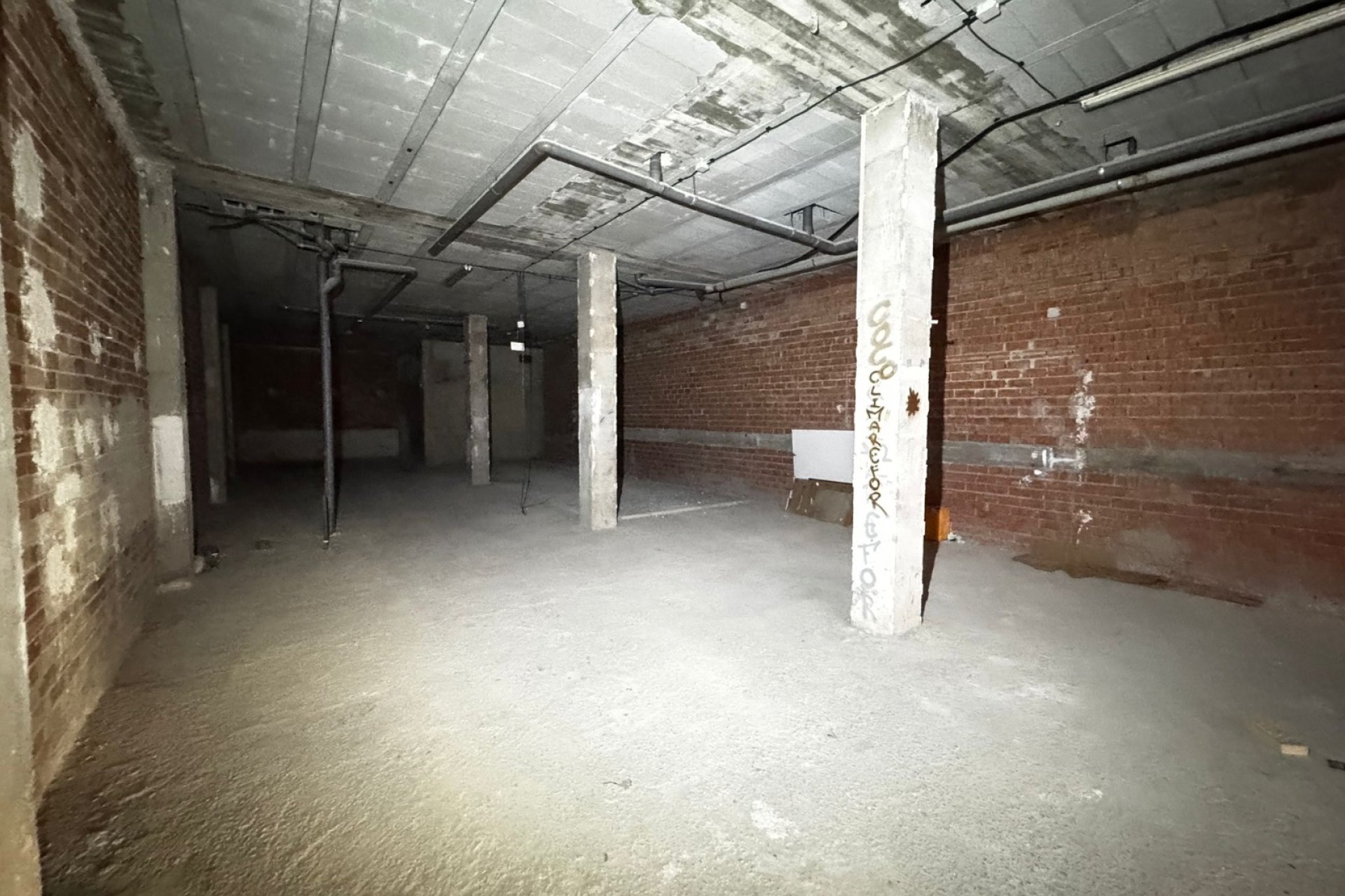 Reventa - Comercial -
Torrevieja - Playa de los Locos