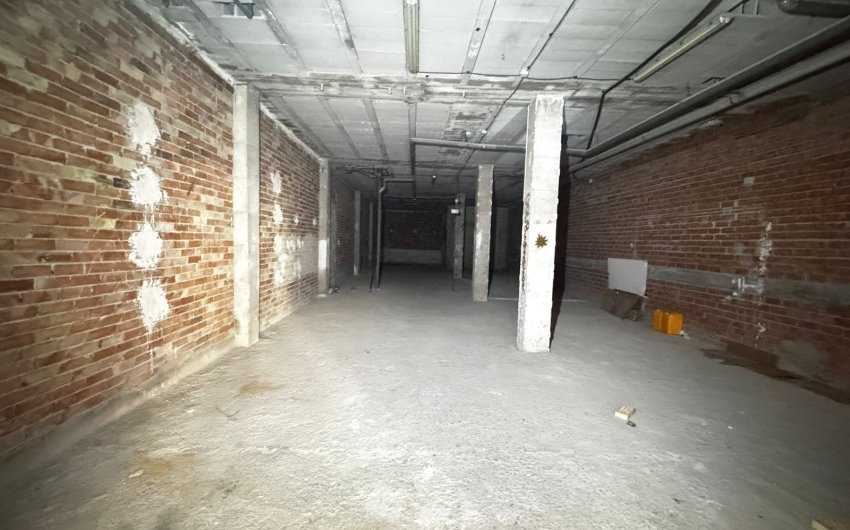 Reventa - Comercial -
Torrevieja - Playa de los Locos