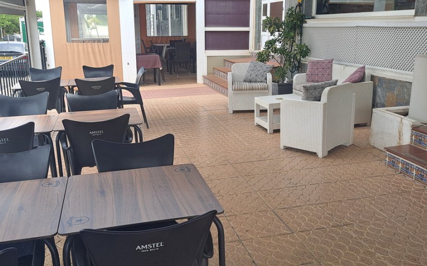 Reventa - Comercial -
Villamartin - Orihuela Costa