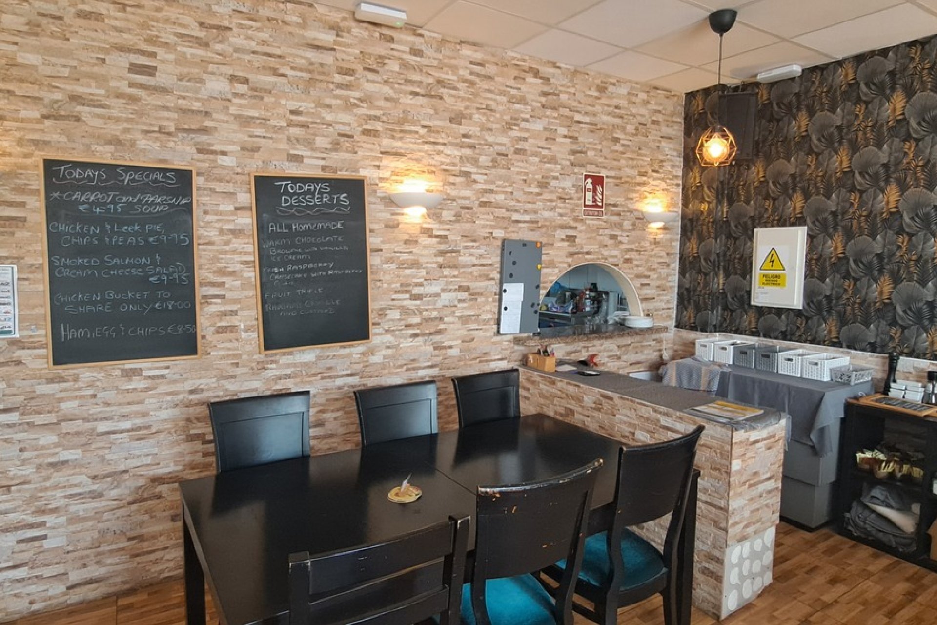 Reventa - Comercial -
Villamartin - Orihuela Costa