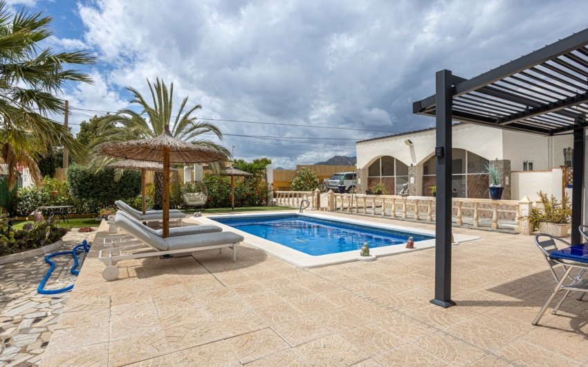 Reventa - Country House -
Albatera