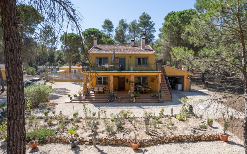 Reventa - Country House -
Bocairent - Inland