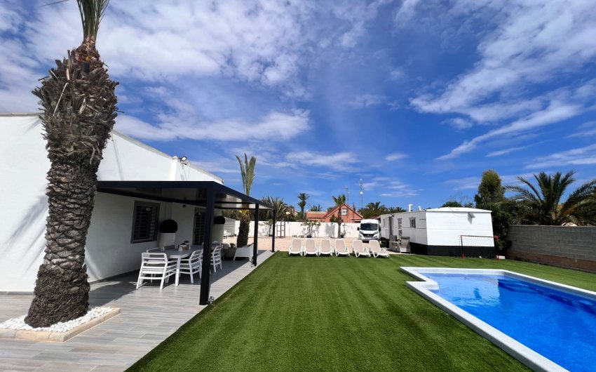 Reventa - Country House -
Elche - La Marina