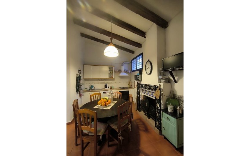 Reventa - Country House -
Fortuna - Inland