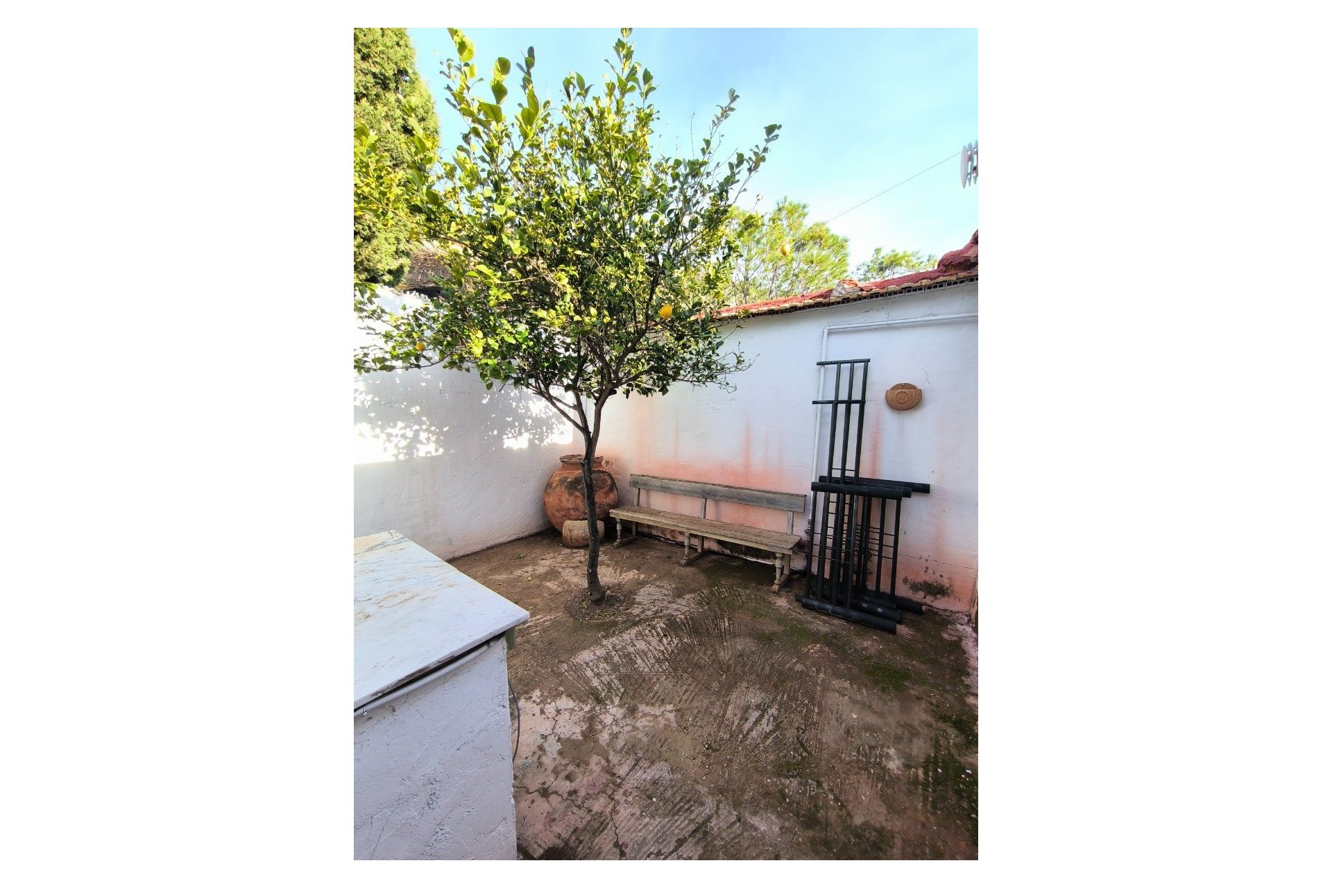 Reventa - Country House -
Fortuna - Inland