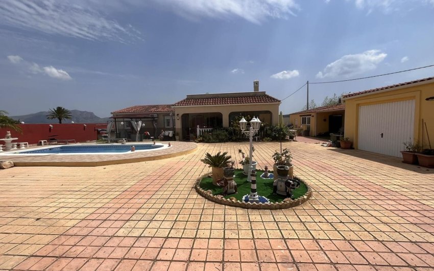 Reventa - Country House -
Fortuna